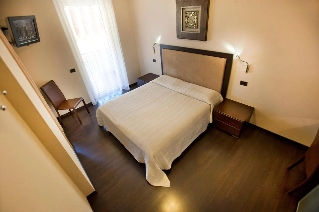 Hotel Villa Smeralda Μαλτσεζίνε