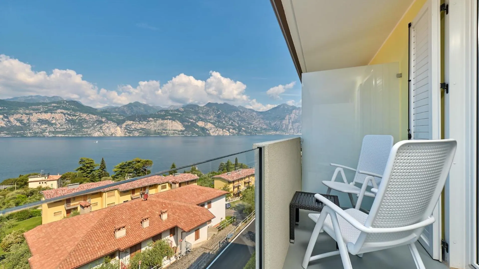 Hotel Villa Smeralda Μαλτσεζίνε
