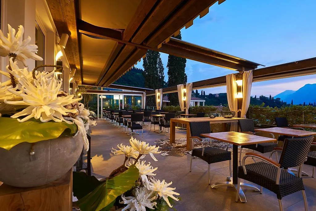 Hotel Villa Smeralda Malcesine Italy